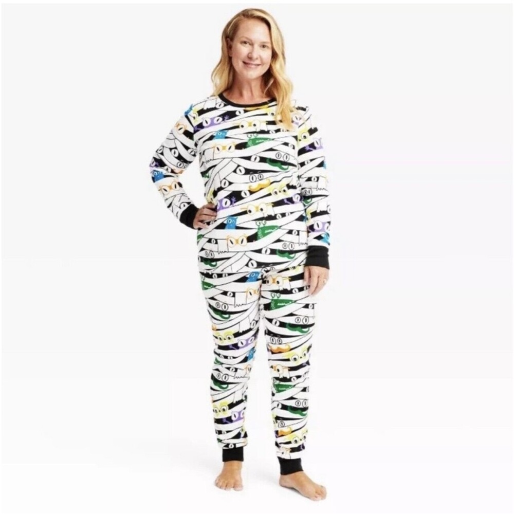 Target Hyde & Eek Women’s Halloween Pajamas